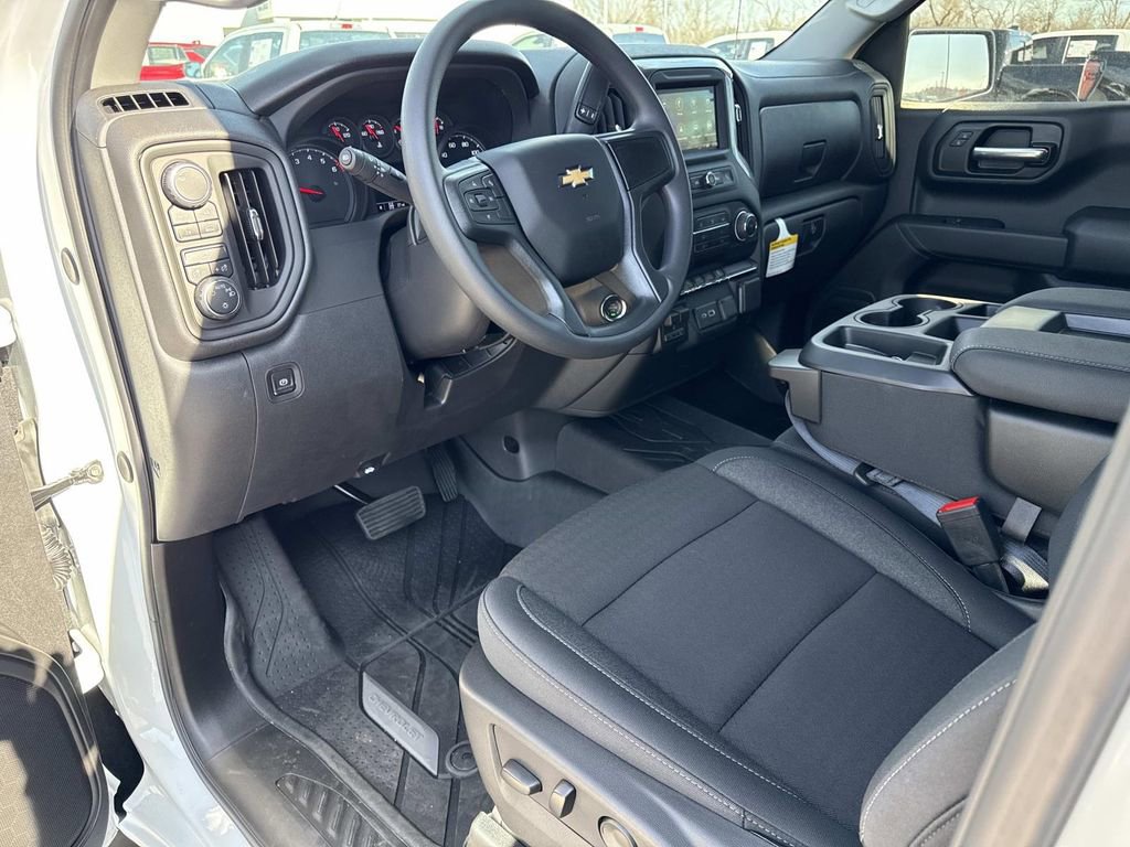 2026 Chevrolet Silverado 1500 Custom - Photo 10