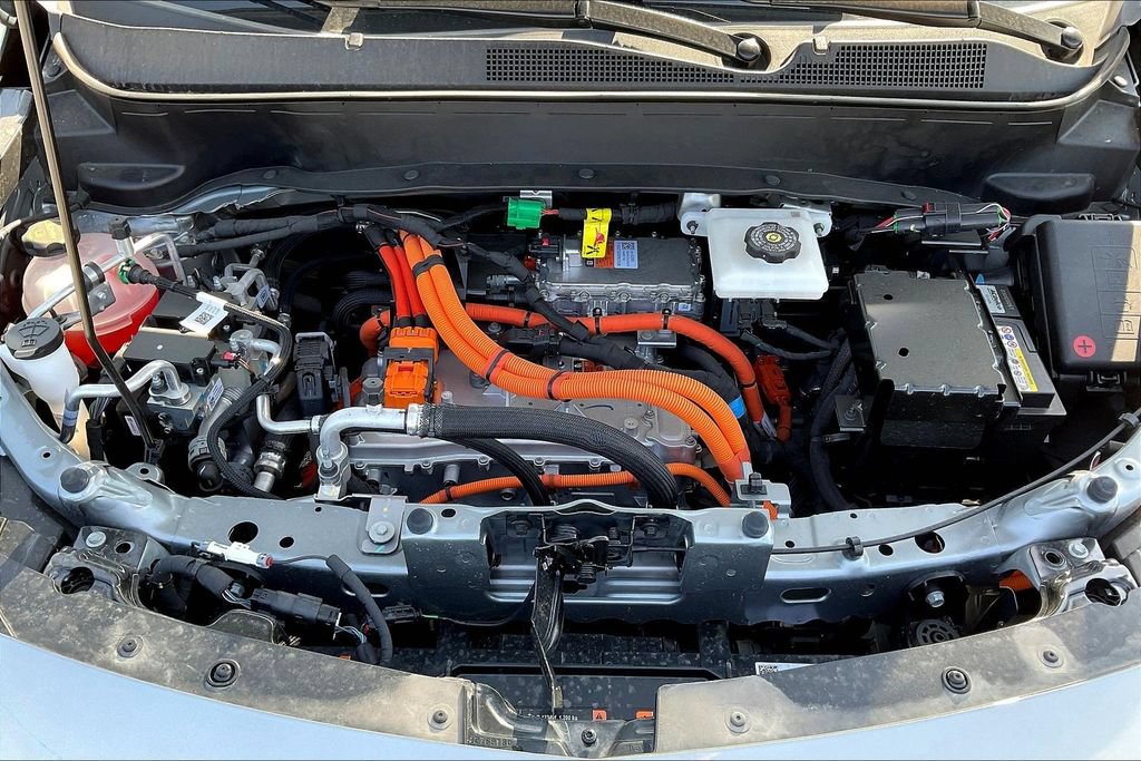 2027 Chevrolet Bolt RS - Photo 17
