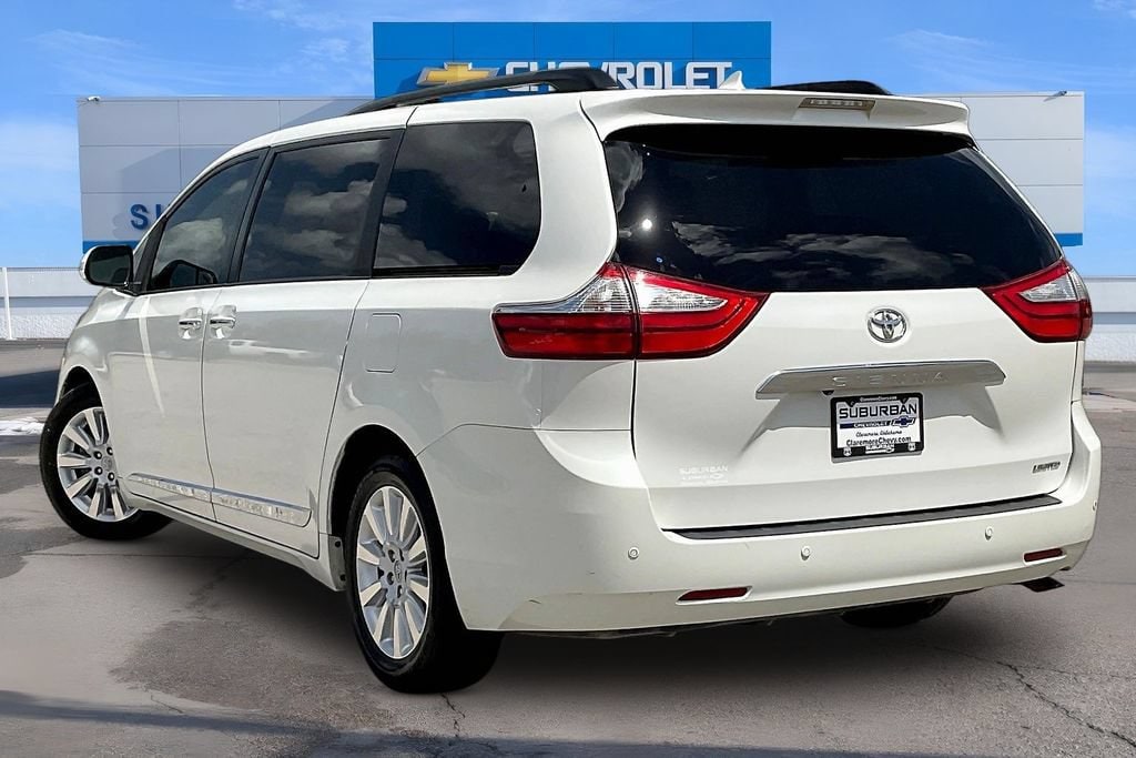 Used 2016 Toyota Sienna XLE