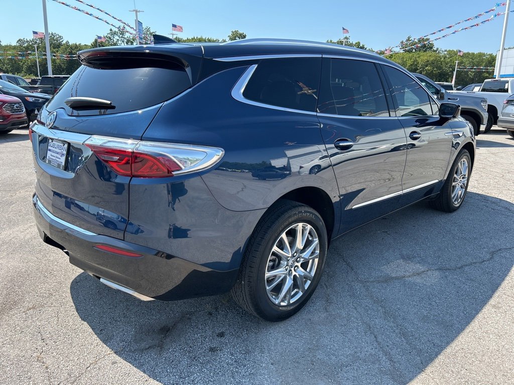2023 Buick Enclave Essence photo 4