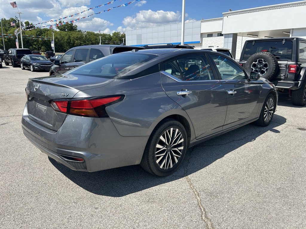 2024 Nissan Altima 2.5 SV photo 4