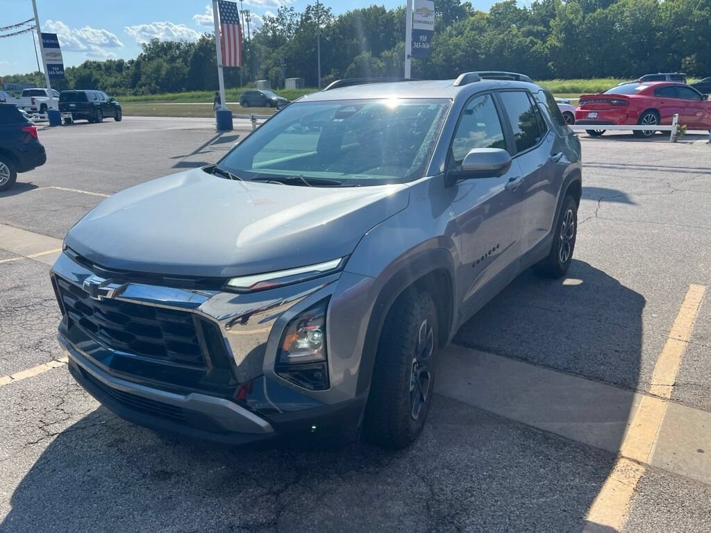 Used 2025 Chevrolet Equinox Activ SUV