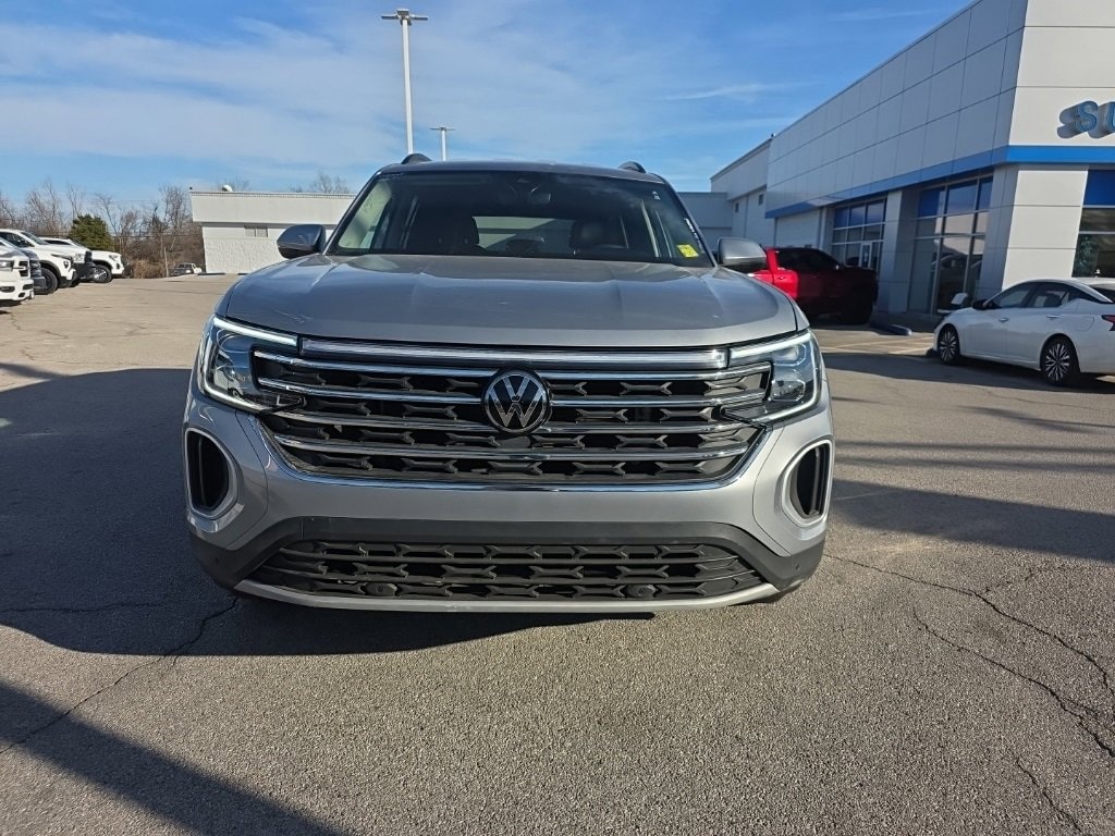 Used 2024 Volkswagen Atlas 2.0T SE w/Technology