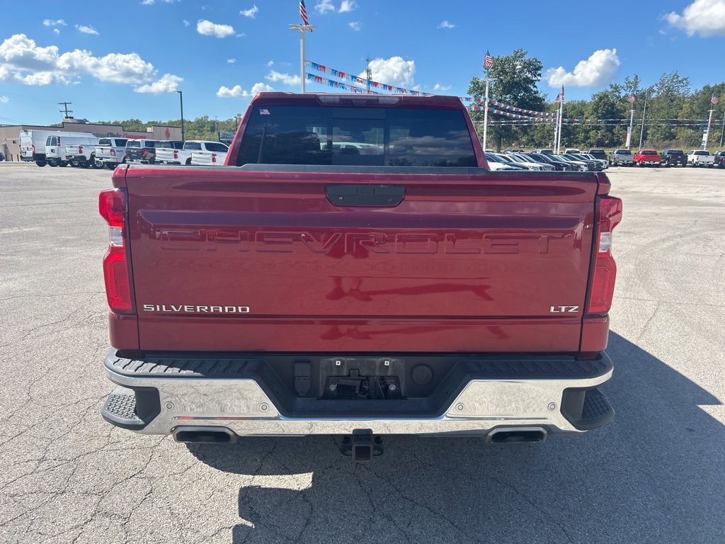 2021 Chevrolet Silverado 1500 LTZ photo 3