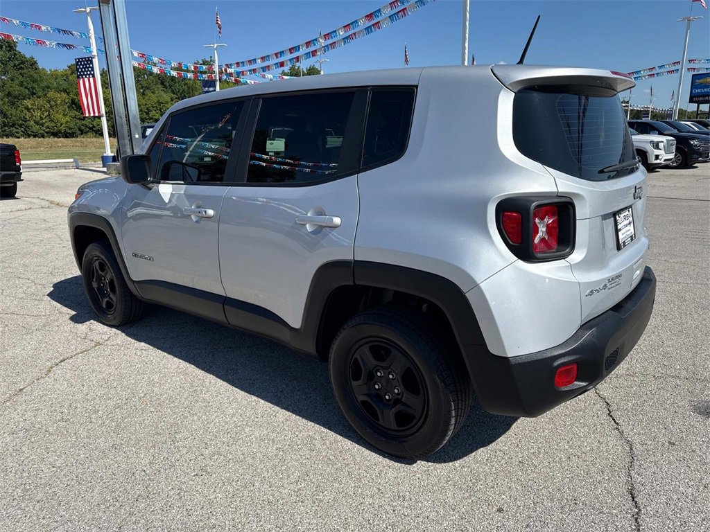 2020 Jeep Renegade Sport photo 3