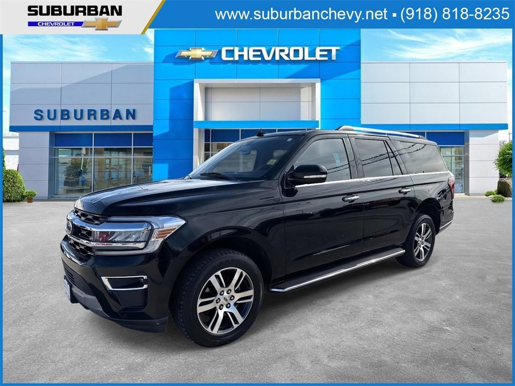 2023 Ford Expedition Limited's photo