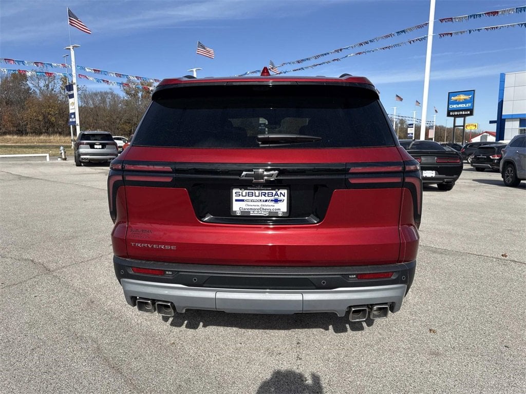 New 2026 Chevrolet Traverse LT SUV
