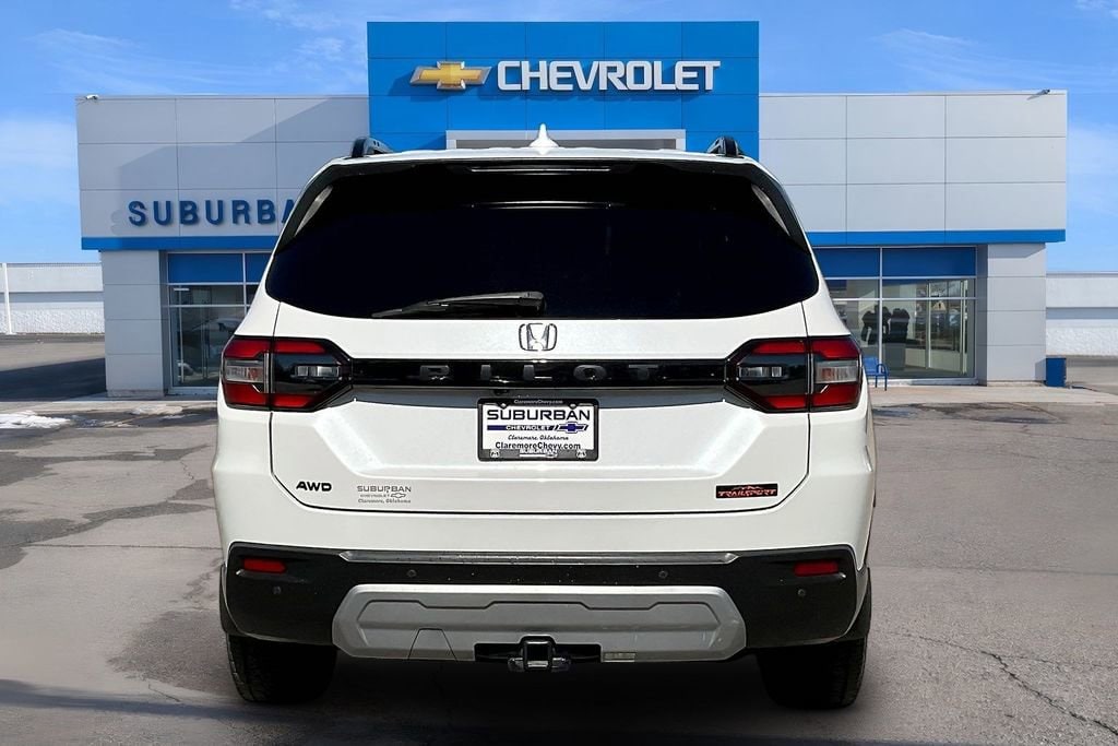 Used 2025 Honda Pilot TrailSport