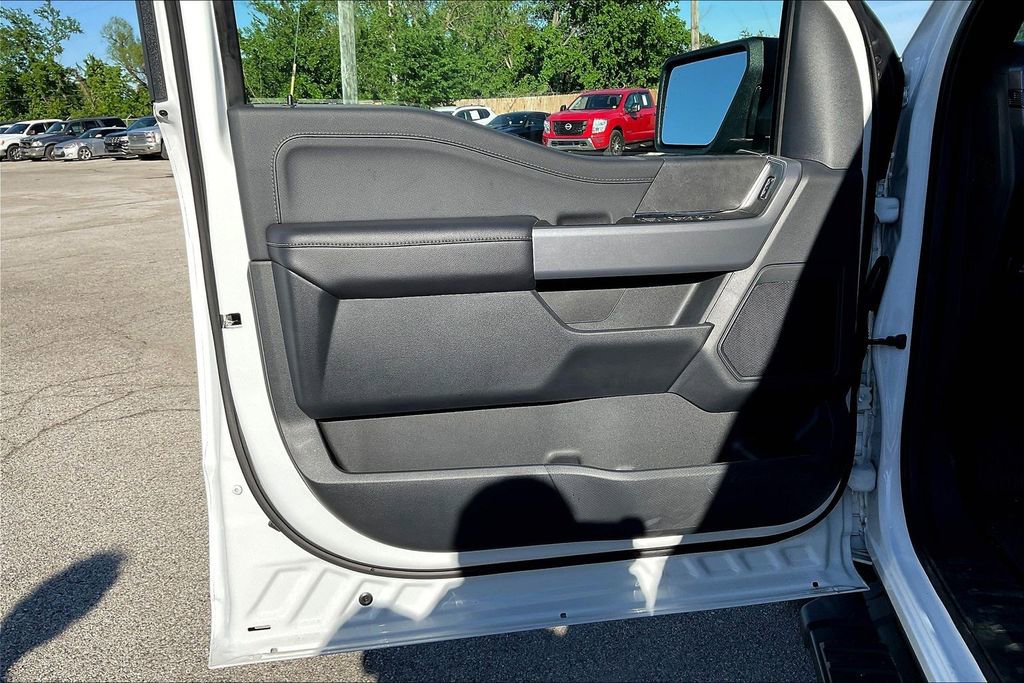 2025 Ford F-150 XLT - Photo 18