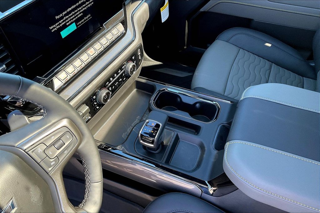 2026 Chevrolet Silverado 1500 ZR2 - Photo 9