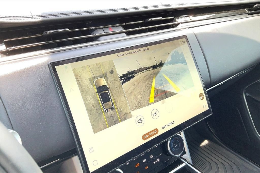2023 Land Rover Range Rover SE - Photo 14