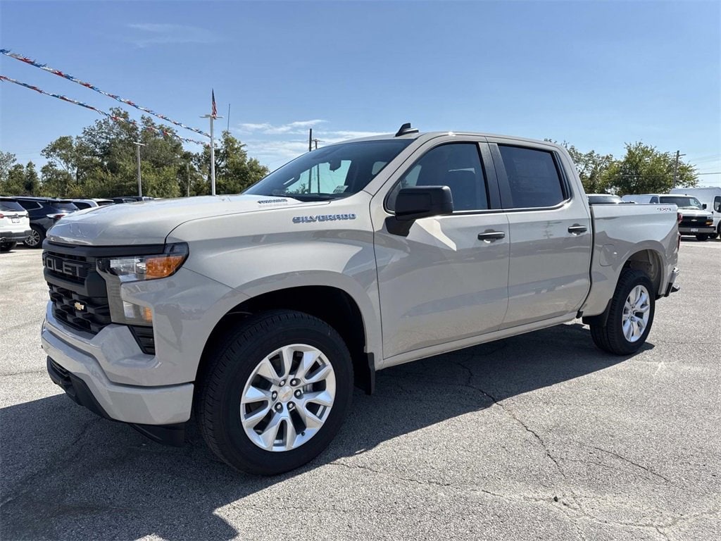 New 2026 Chevrolet Silverado 1500 Custom Truck
