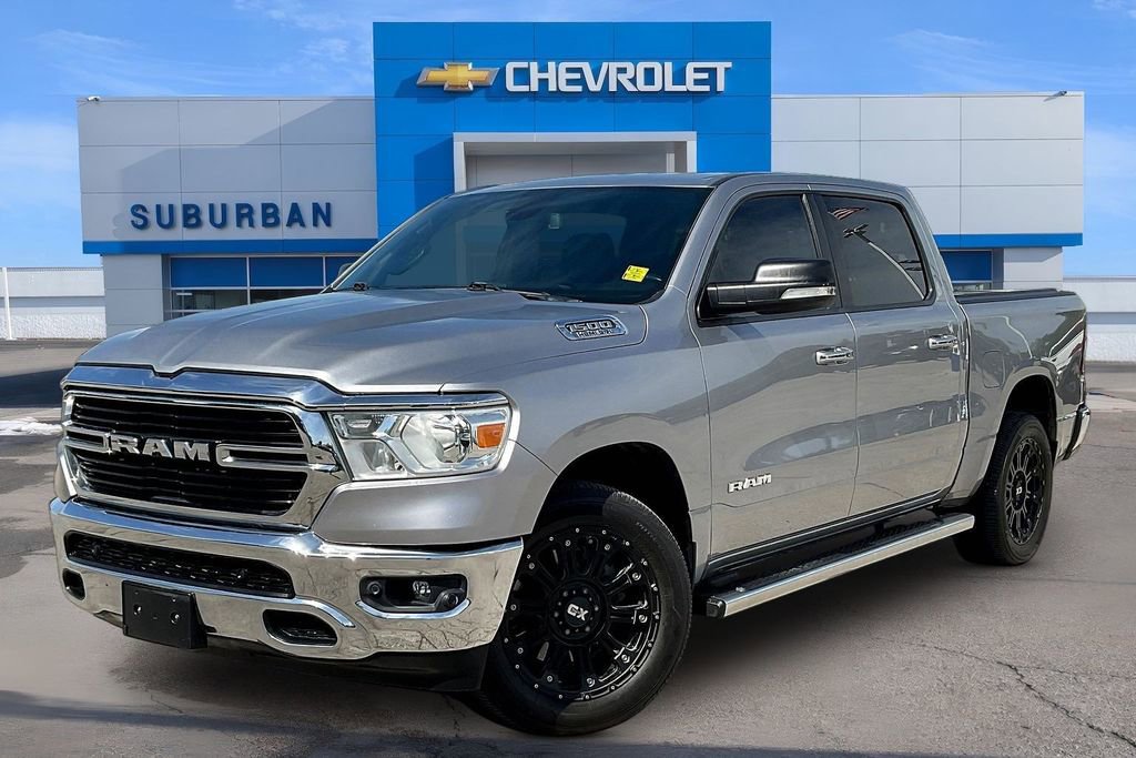 2019 RAM 1500 Big Horn/Lone Star 4x4 Crew Cab 5'7's photo