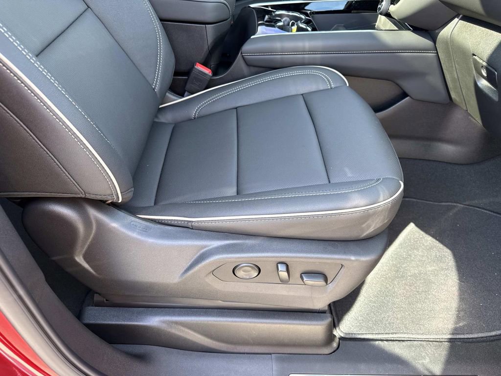 2026 Chevrolet Tahoe Premier - Photo 31