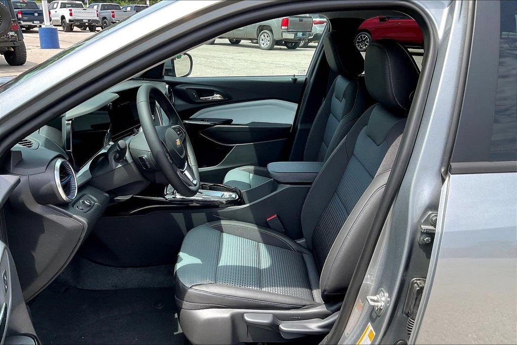 2026 Chevrolet Trax LT - Photo 16