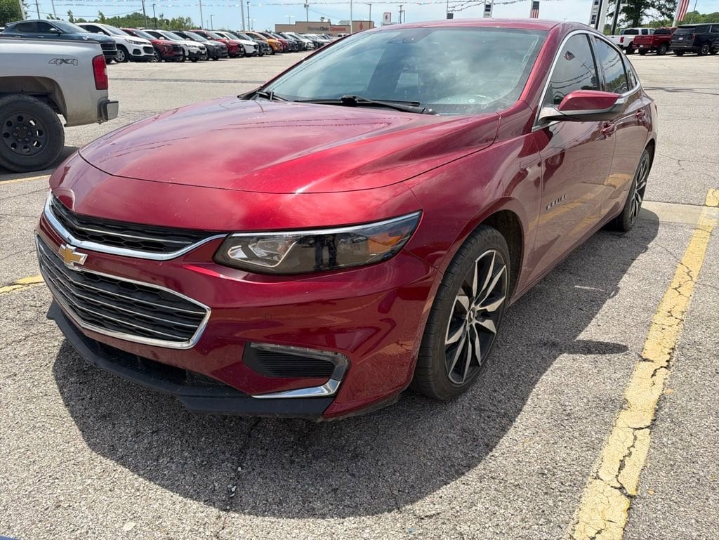 Used 2018 Chevrolet Malibu 1LT with VIN 1G1ZD5ST6JF254349 for sale in Claremore, OK