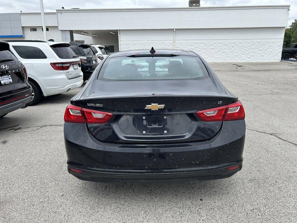 2023 Chevrolet Malibu 1LT photo 3