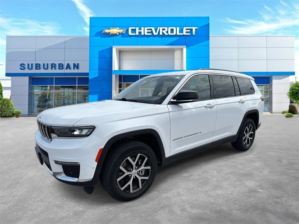 2024 Jeep Grand Cherokee Limited photo 2