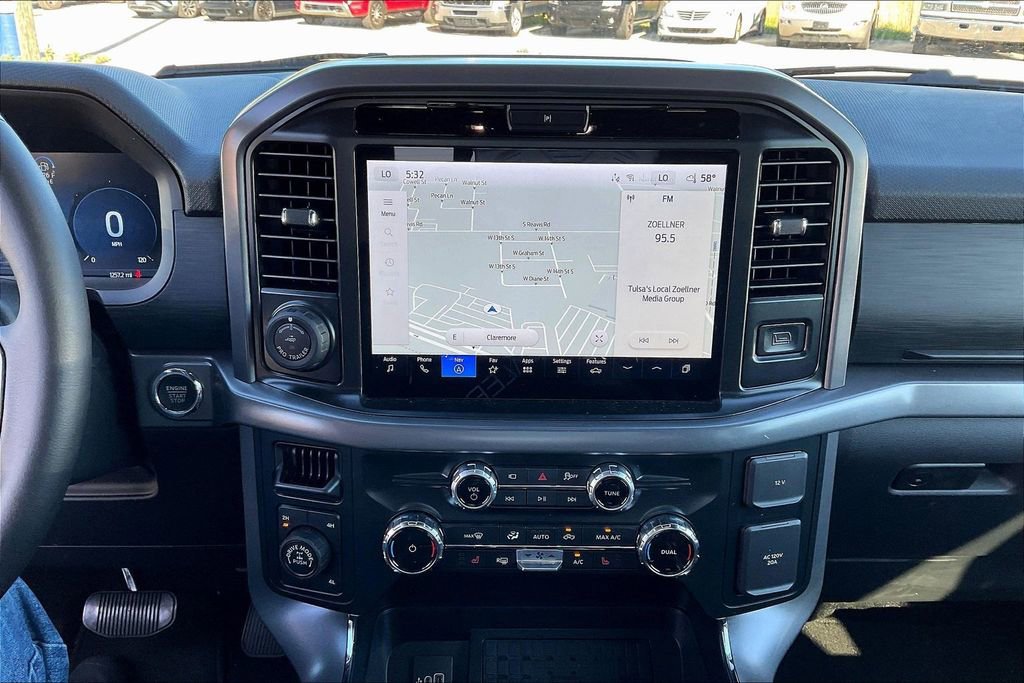 2025 Ford F-150 XLT - Photo 24