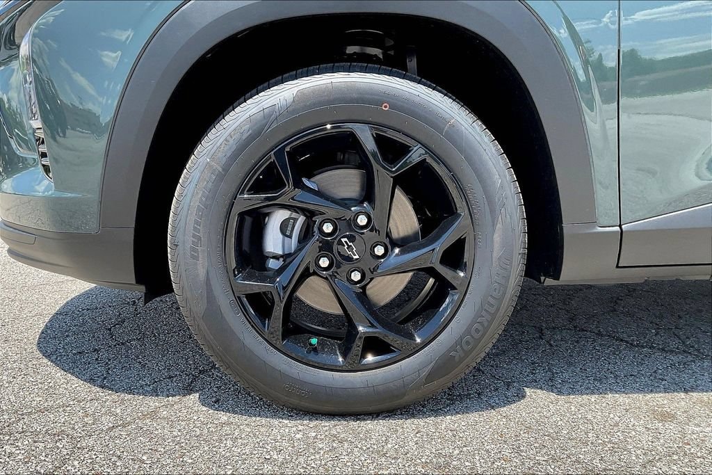 2026 Chevrolet Trax LT - Photo 18