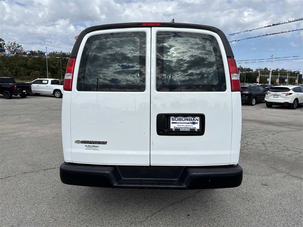 Used 2022 Chevrolet Express Cargo 2500 WT Van