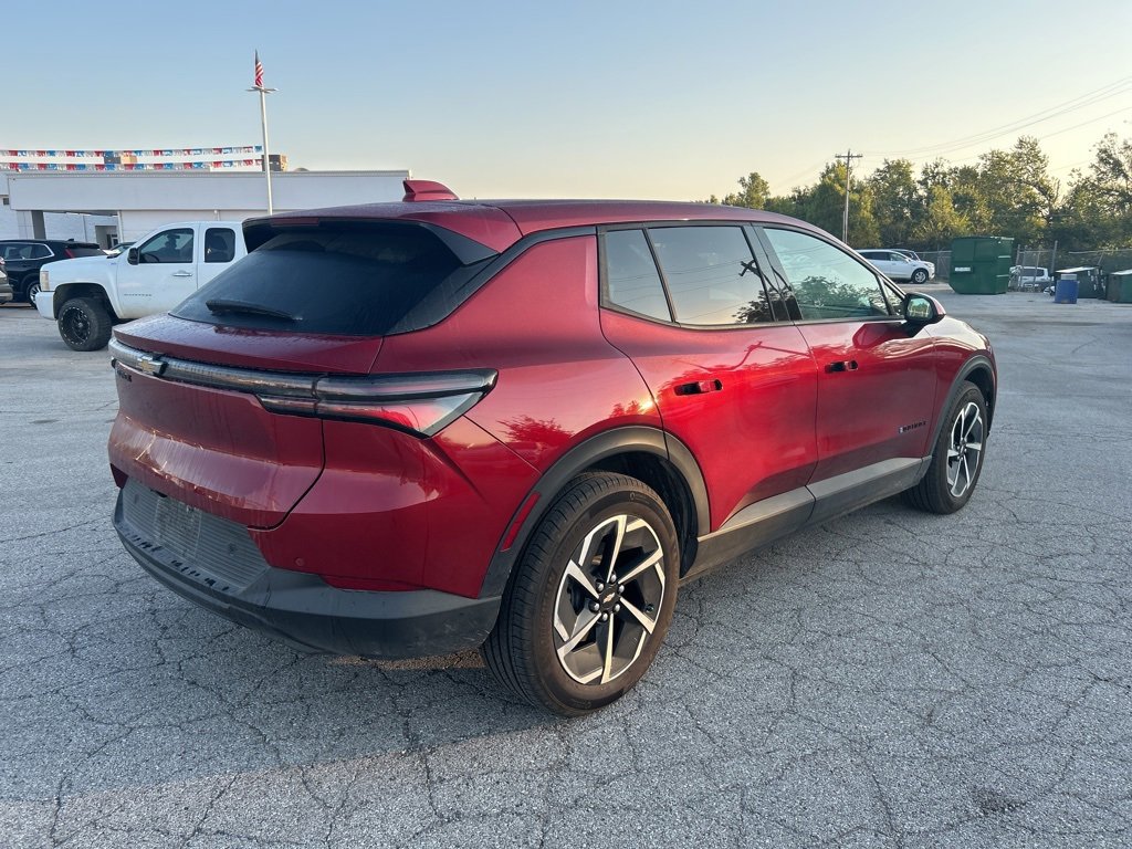 2025 Chevrolet Equinox EV 1LT photo 4
