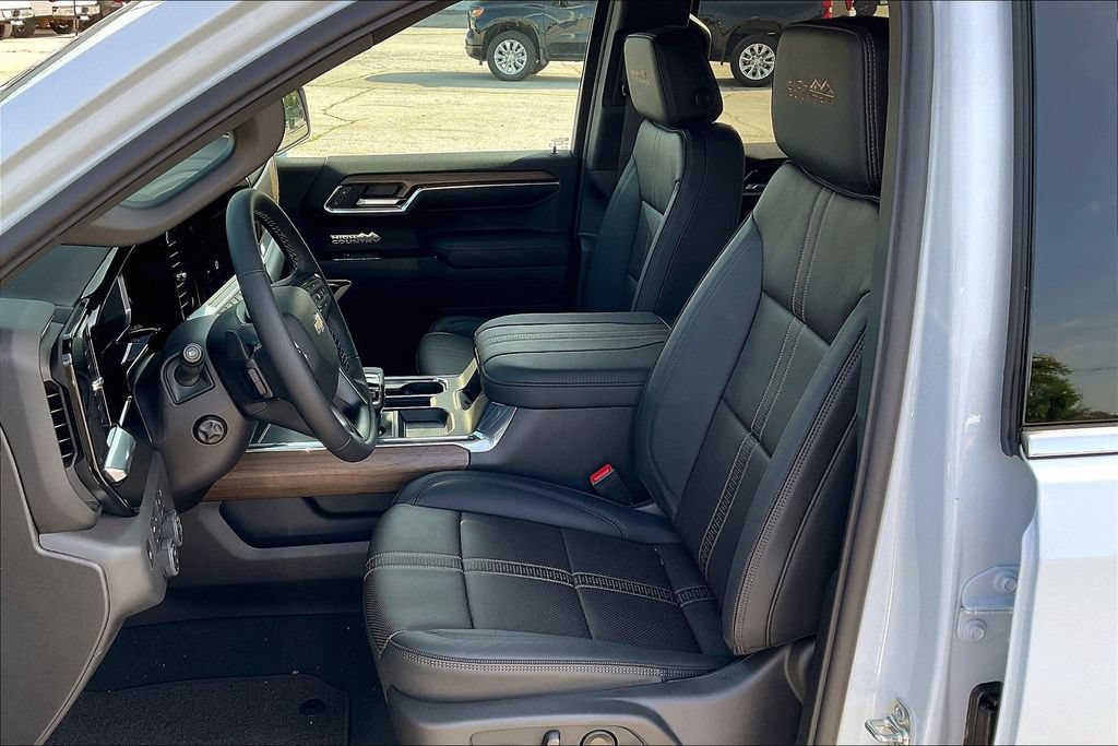 2026 Chevrolet Silverado 1500 High Country - Photo 16