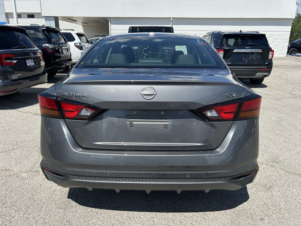 2024 Nissan Altima 2.5 SV photo 3