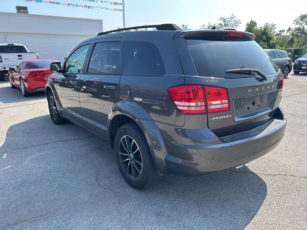2018 Dodge Journey SE photo 2