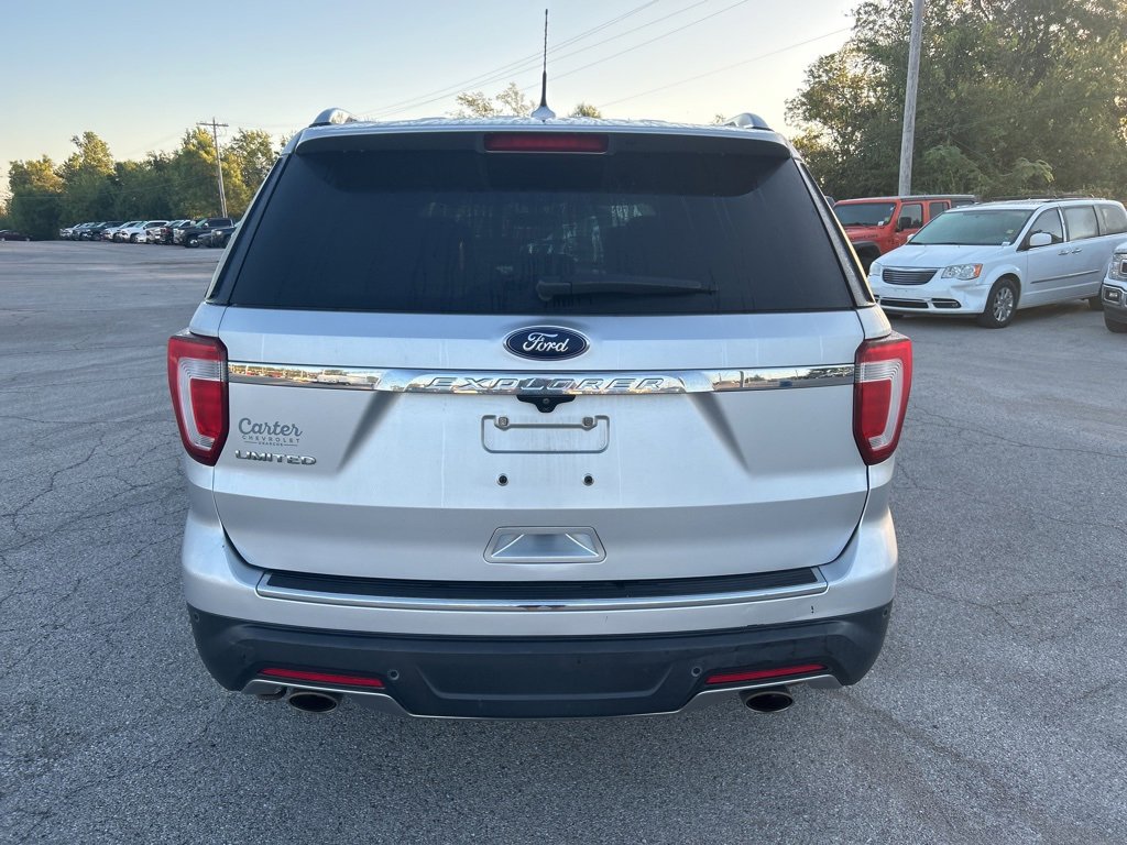 2018 Ford Explorer Limited photo 2