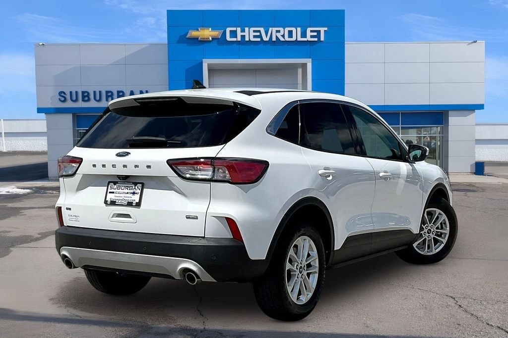 Used 2021 Ford Escape SE Hybrid