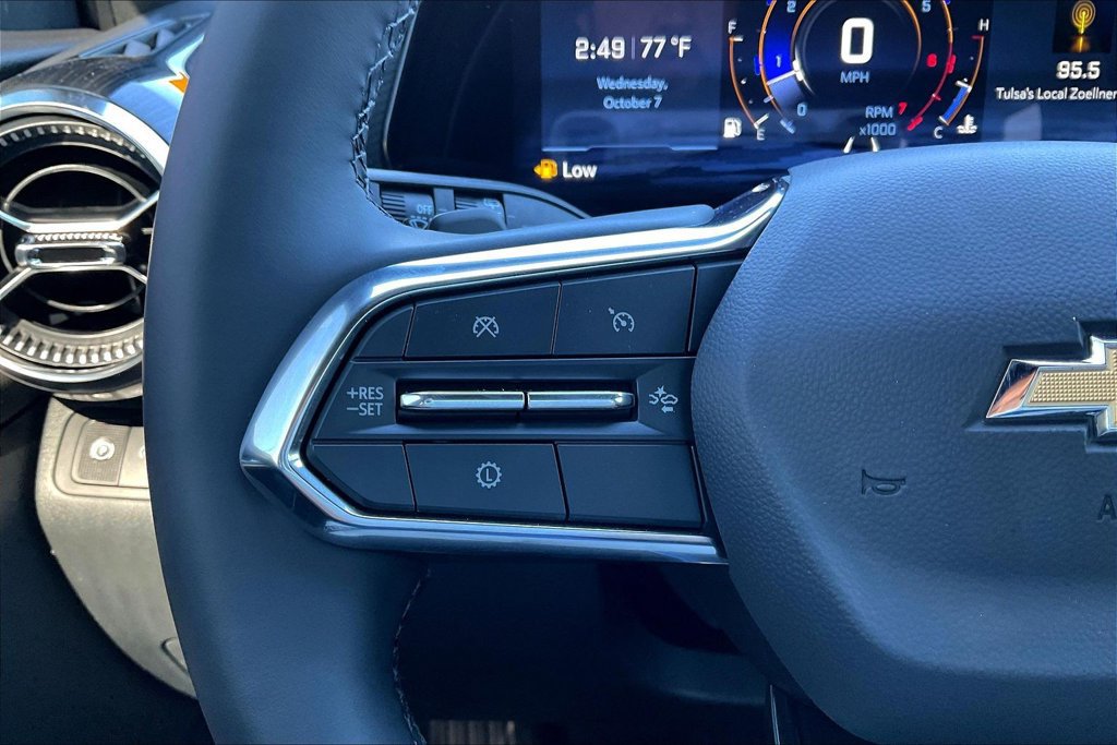 2027 Chevrolet Equinox LT - Photo 10
