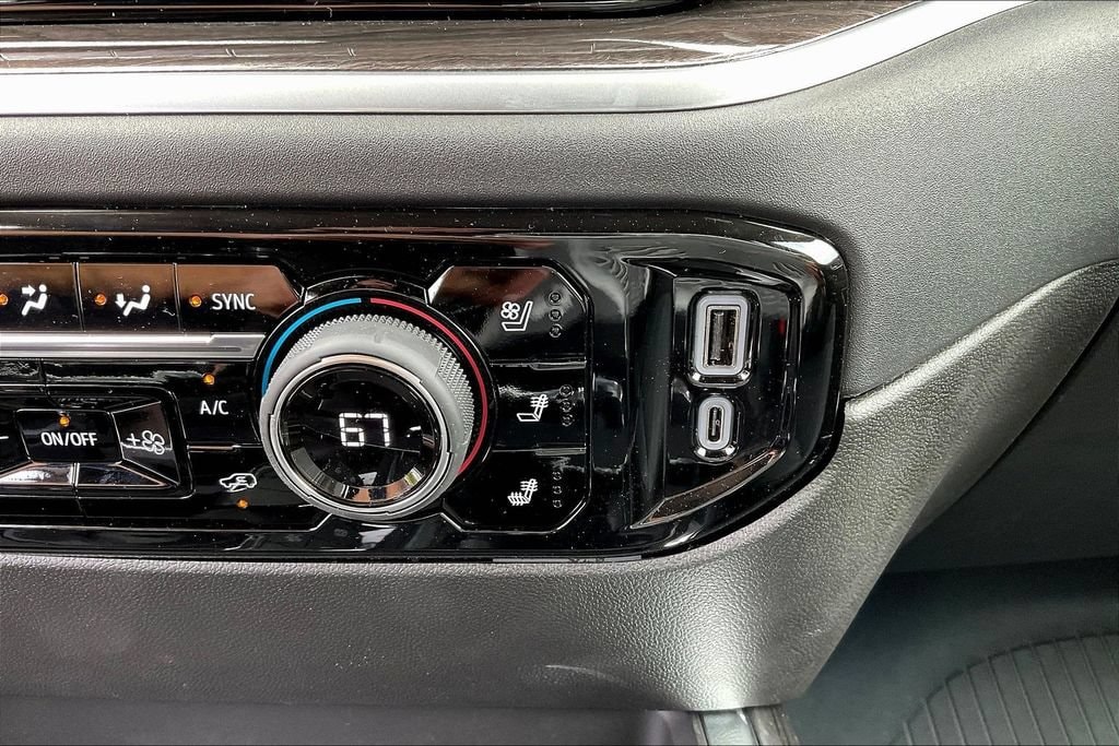 2026 Chevrolet Silverado 1500 LTZ - Photo 14