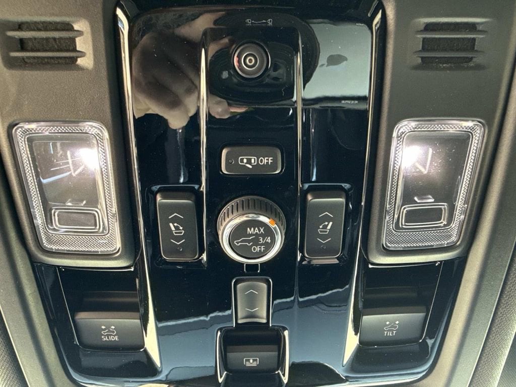 2026 Chevrolet Tahoe Premier - Photo 22