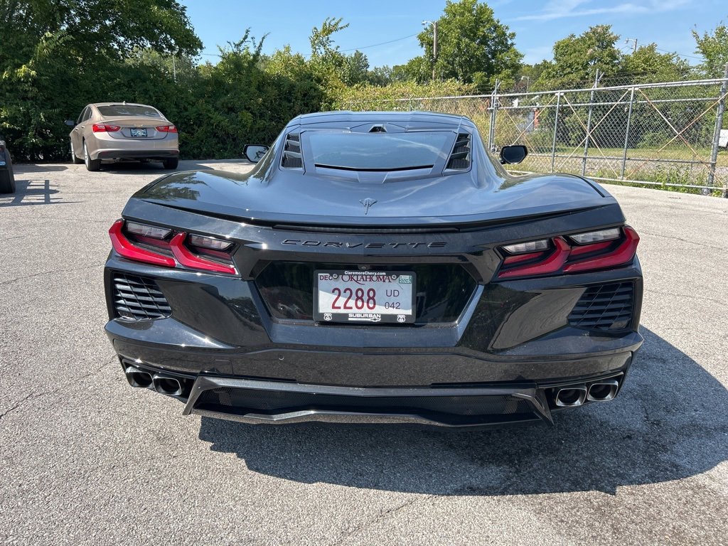 2024 Chevrolet Corvette Stingray 2LT photo 3