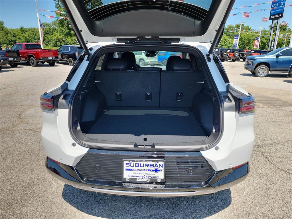 2025 Chevrolet Equinox EV 1LT photo 4