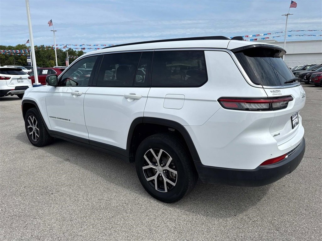 2024 Jeep Grand Cherokee Limited photo 3