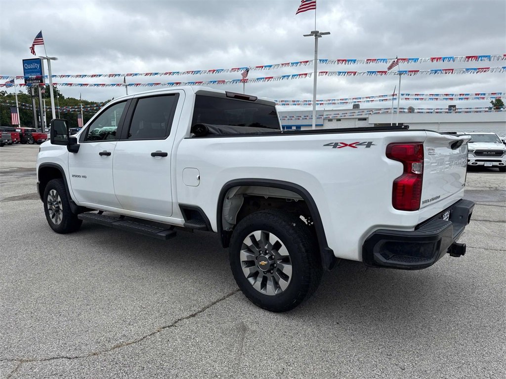 2024 Chevrolet Silverado 2500HD Custom photo 3
