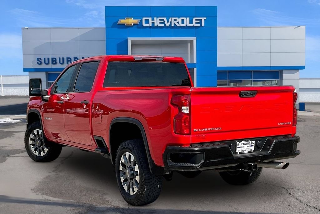 Used 2024 Chevrolet Silverado 2500 HD Custom Truck