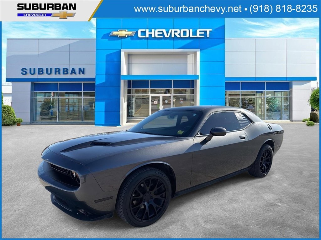 2020 Dodge Challenger SXT's photo