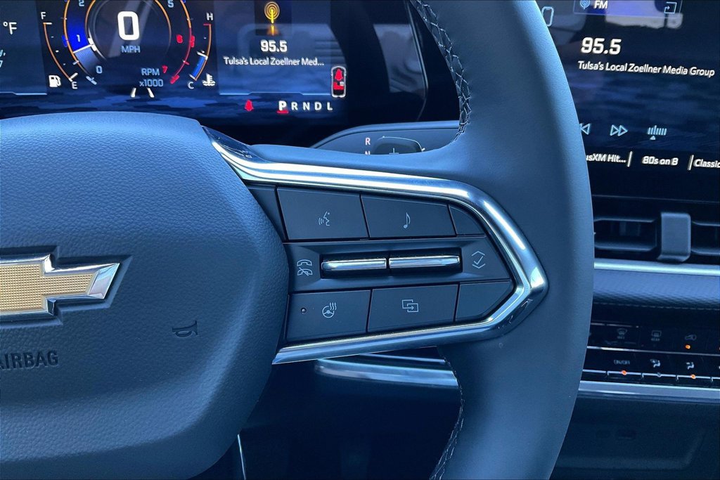 2027 Chevrolet Equinox LT - Photo 11