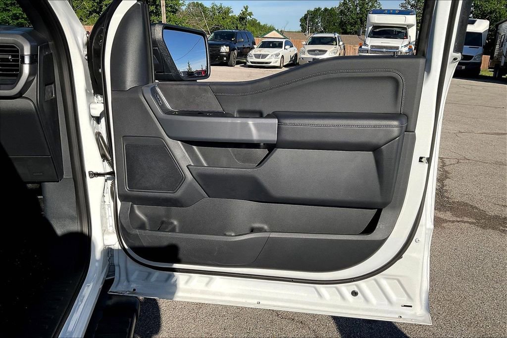 2025 Ford F-150 XLT - Photo 19