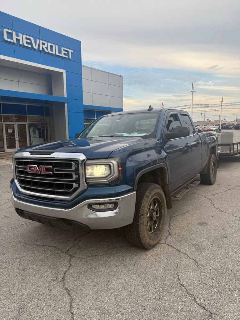 2018 GMC Sierra 4WD Double Cab Standard Box SLE's photo
