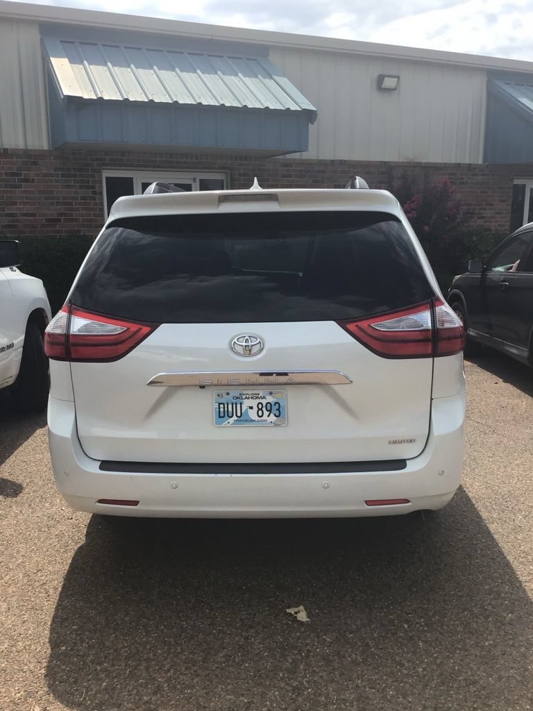 Used 2016 Toyota Sienna Limited with VIN 5TDYK3DC8GS746576 for sale in Claremore, OK
