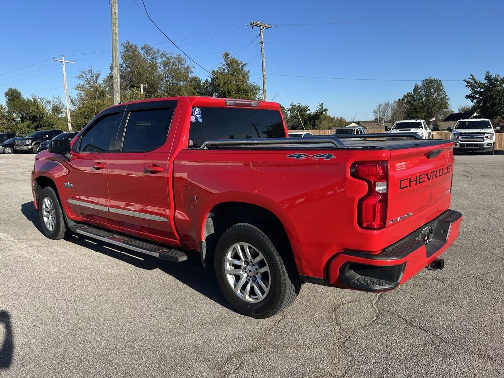 2020 Chevrolet Silverado 1500 RST photo 2