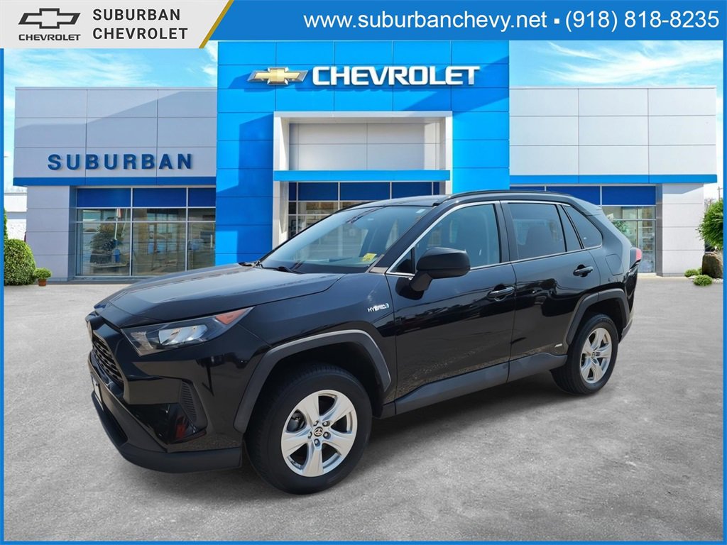 2021 Toyota RAV4 LE's photo