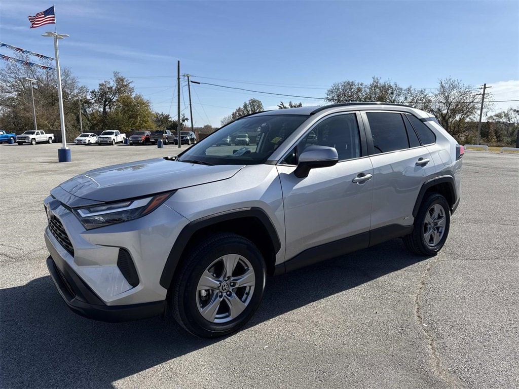 Used 2025 Toyota RAV4 Hybrid XLE
