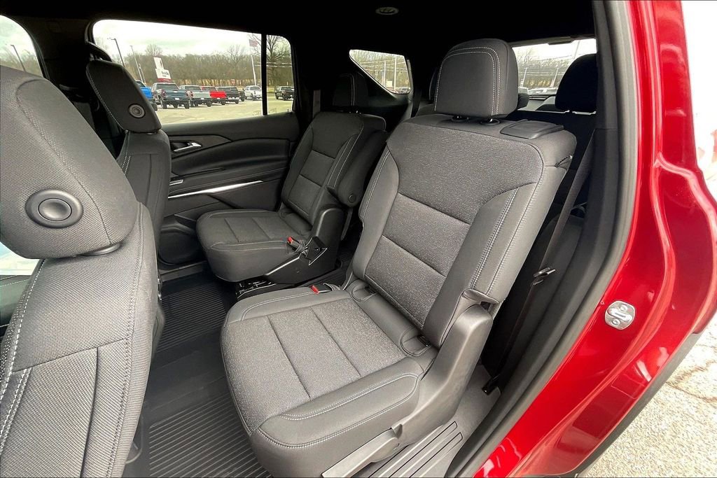2026 Chevrolet Traverse LT - Photo 10