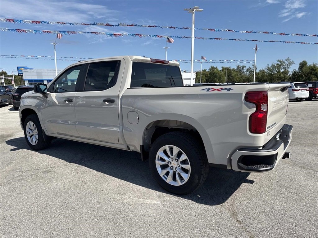 New 2026 Chevrolet Silverado 1500 Custom Truck