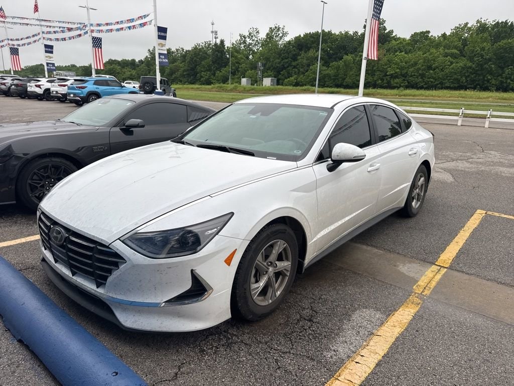 2023 Hyundai Sonata SE's photo